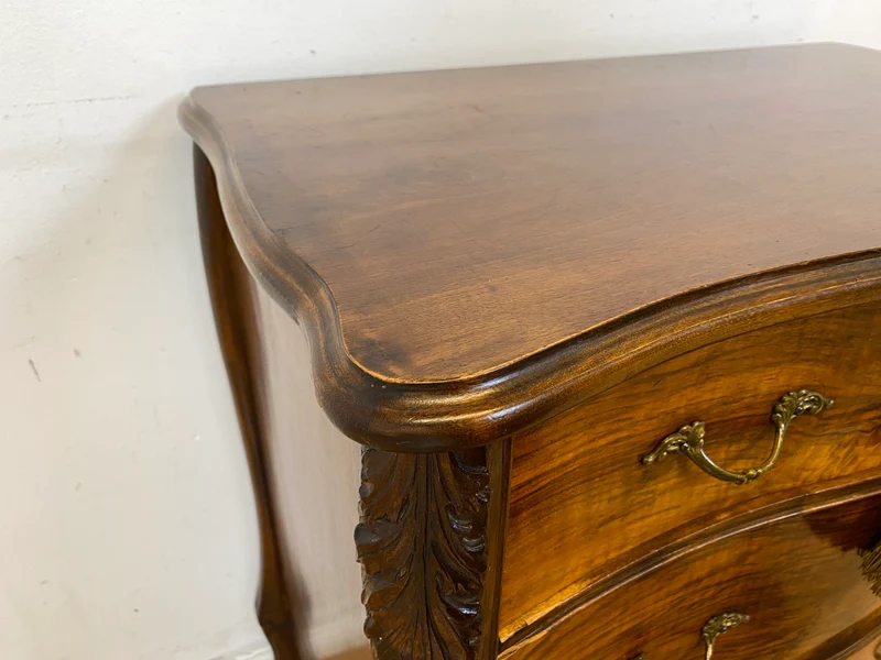 Elegante und hochwertige 60er Jahre Stilmöbel Kommode I Vollholz I mit Schubladen und Messinggriffen I Schrank Schubladenkommode Wäschekommode Barock Rokoko Vintage