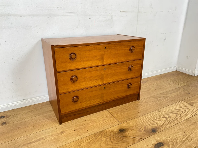 Stilvolle & sehr gut erhaltene skandinavische Kommode in Teakholz mit Schubladen & Holzgriffen I Schubladenkommode Sideboard Wäschekommode 60er 70er Vintage Danish Design I