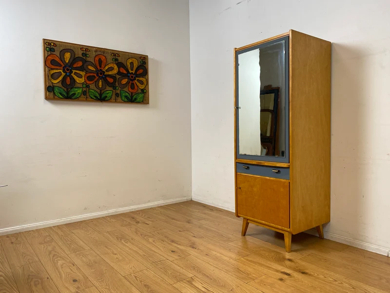 60er Jahre Schrank mit Spiegel, Schublade und Messinggriffen I Schrank Kleiderschrank Spiegelschrank Flurschrank Garderobe Barschrank Mid-Century Vintage 50er I