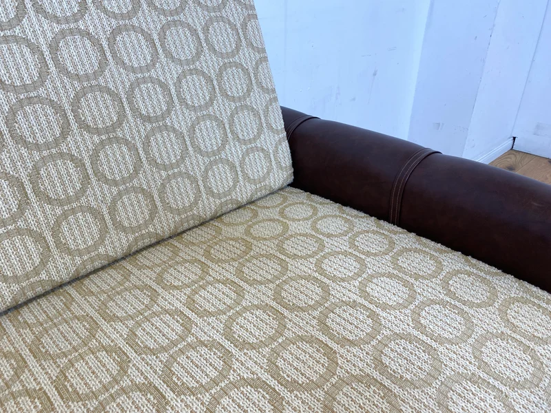 Retro pur! Gemütliche 70er Jahre Couch mit Schlaffunktion mit hellem Originalbezug I Sofa Couch Schlafsofa Schlafcouch Klappcouch Daybed Sitzgarnitur Vintage Space Age 60er I