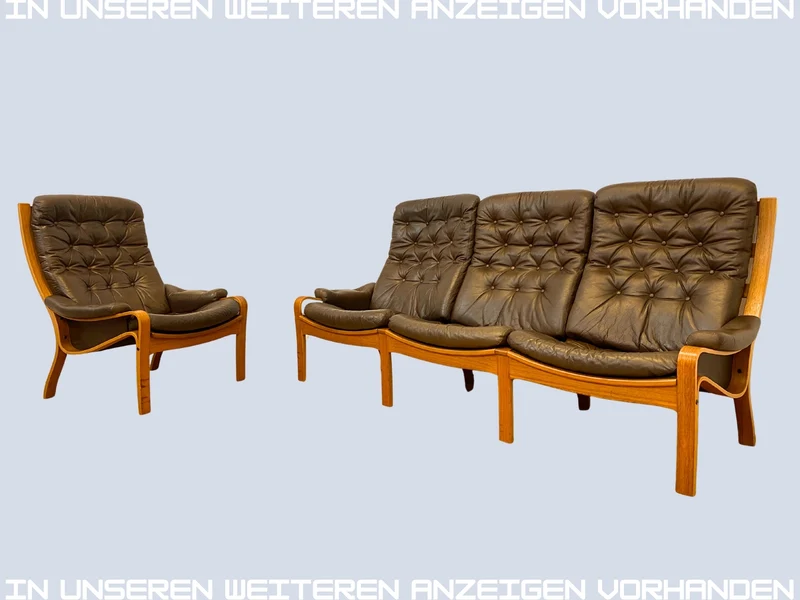 Stilvoller skandinavischer Sessel mit gestepptem braunem Echtleder Bezug I Norwegen 1970er I Ledersessel Loungesessel Relax Lesesessel Sitzgarnitur Mid-Century Vintage Leder I