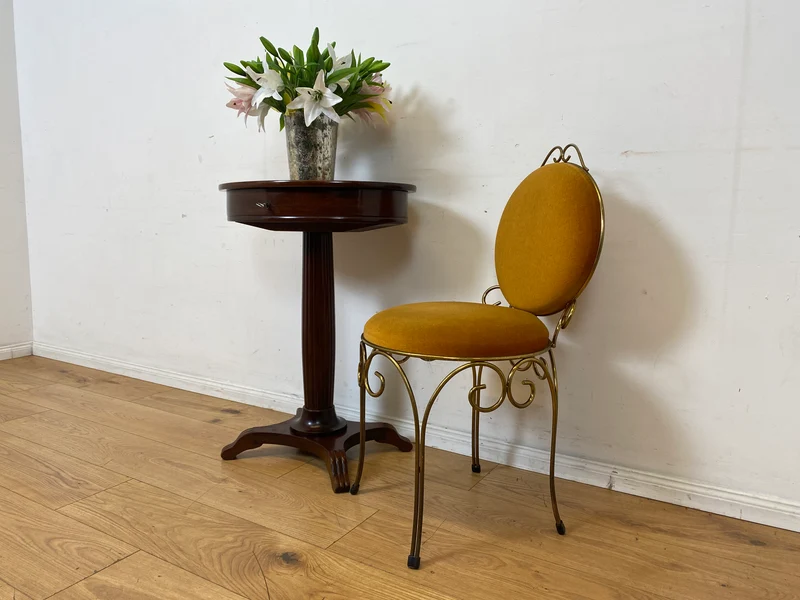 Sehr eleganter und gut erhaltener goldener 60er Jahre Stuhl aus Metall mit Samtbezug I Salonstuhl Metallstuhl Esszimmerstuhl Schreibtischstuhl Küchenstuhl Vintage I
