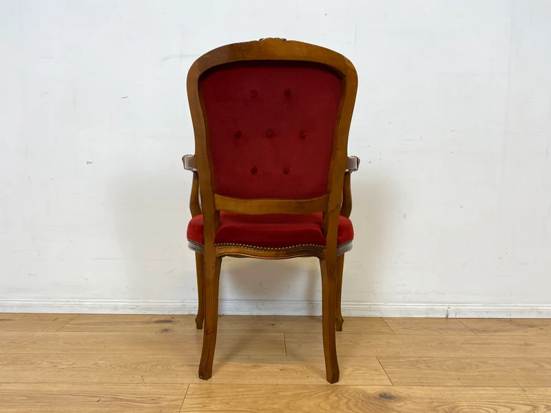 Eleganter und sehr gut erhaltener Vintage Salonsessel mit handverziertem Holzrahmen und grandiosem Bordeaux rotem Bezug I Sessel Armlehnstuhl Stuhl Stilmöbel Barock I