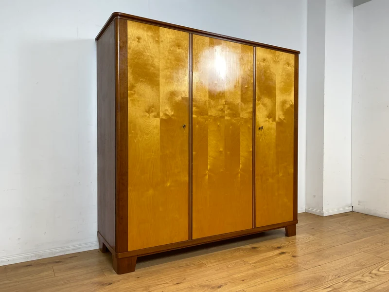 Stilvoller und gut erhaltener Mid-Century Kleiderschrank mit guter Aufteilung I Schrank Schlafzimmerschrank Wäscheschrank Wardrobe Rockabilly Vintage 50er 60er Retro I