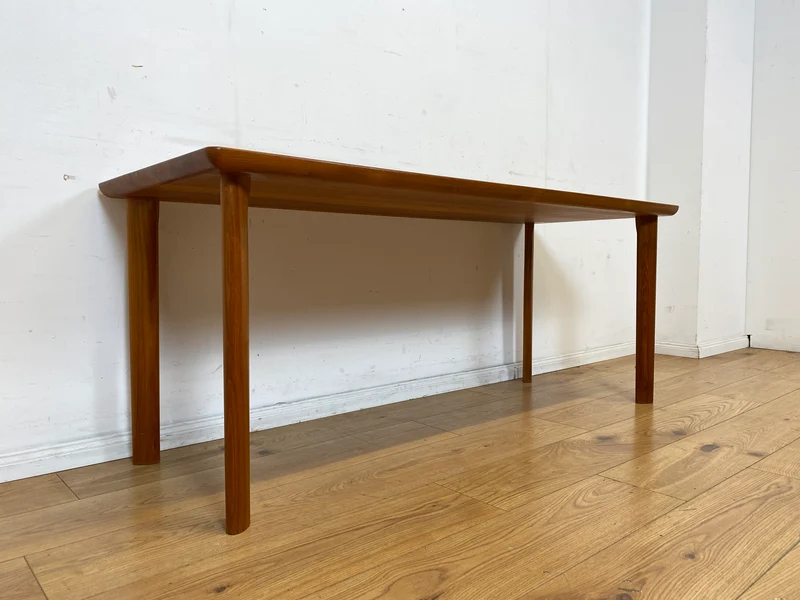 Seltener skandinavischer Mid-Century Designertisch von A/S Niels Bach Møbelfabrik in Teakholz I hoher Couchtisch Salontisch niedriger Esstisch Holztisch Küchentisch Tisch Danish Design Vintage