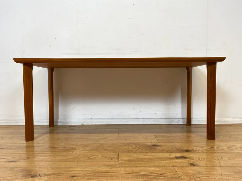 Seltener skandinavischer Mid-Century Designertisch von A/S Niels Bach Møbelfabrik in Teakholz I hoher Couchtisch Salontisch niedriger Esstisch Holztisch Küchentisch Tisch Danish Design Vintage