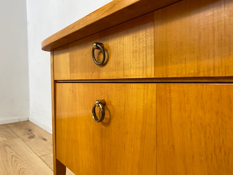 Sehr schöner heller Mid-Century Nachttisch mit Schublade , Klappe & Messinggriffen I Nachtkommode Nachtschrank Nachtschränkchen Kommode Beistelltisch 50er 60er Vintage I