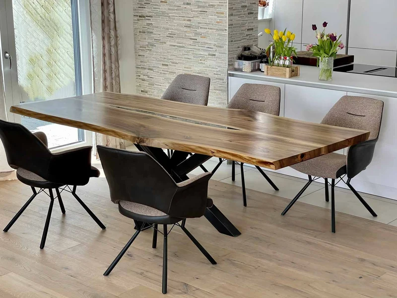 Nussbaum Esstisch Unikat NOBLE Konferenztisch mit Epoxidharz im Picassi Design mit Verlängerung
