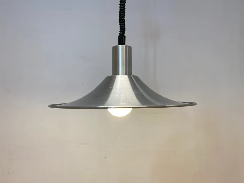 WMK I Stilvolle höhenverstellbare skandinavische Space Age Designer Pendelleuchte von Belid in Chrom