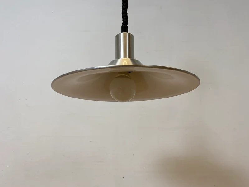 WMK I Stilvolle höhenverstellbare skandinavische Space Age Designer Pendelleuchte von Belid in Chrom