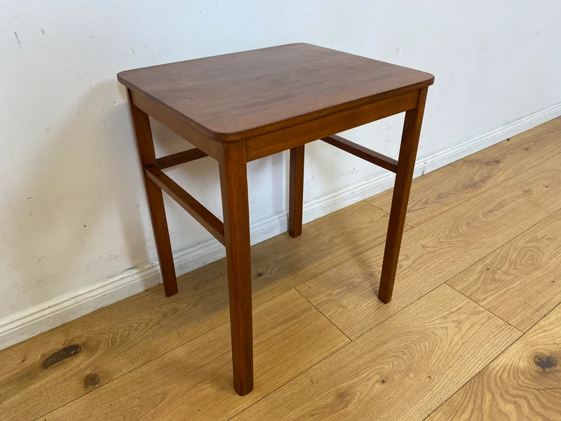 WMK I Edler und gut erhaltener kleiner skandinavischer Mid-Century Beistelltisch in Teakholz I Tisch Ablage Couchtisch Blumentisch Nachttisch Danish Design Vintage 60er Teak I