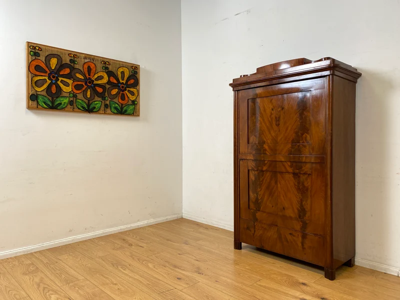 Hochwertiger handpolierter antiker Wäscheschrank in edlem Nussbaum I Biedermeier um 1850 I Schrank Kleiderschrank Highboard Bücherschrank Anrichte Flurschrank Vintage I