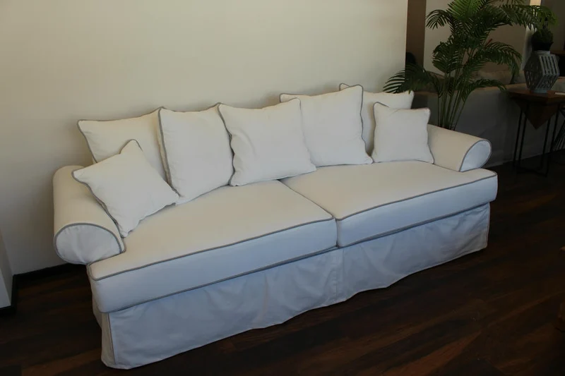 Venice Collection Sofa – Deep Comfort for Modern Living | Vella Concept