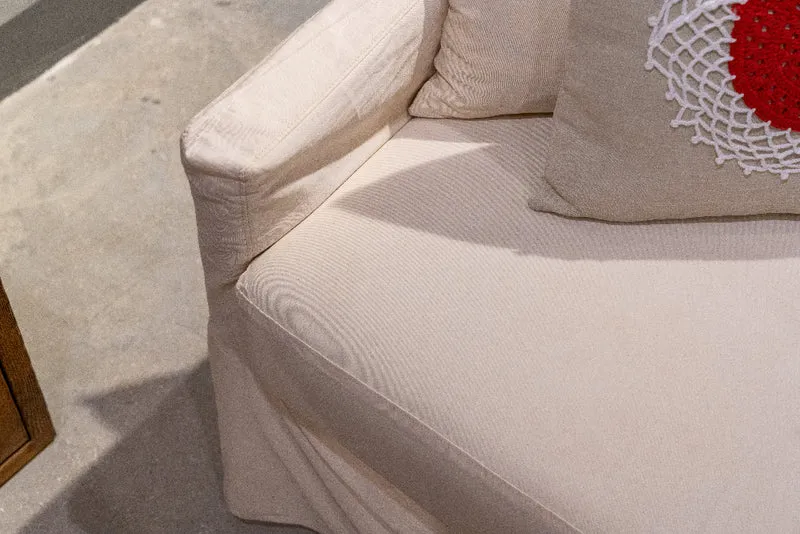 Vienna Collection Sofa – Where Sophistication Meets Comfort | Vella Concept