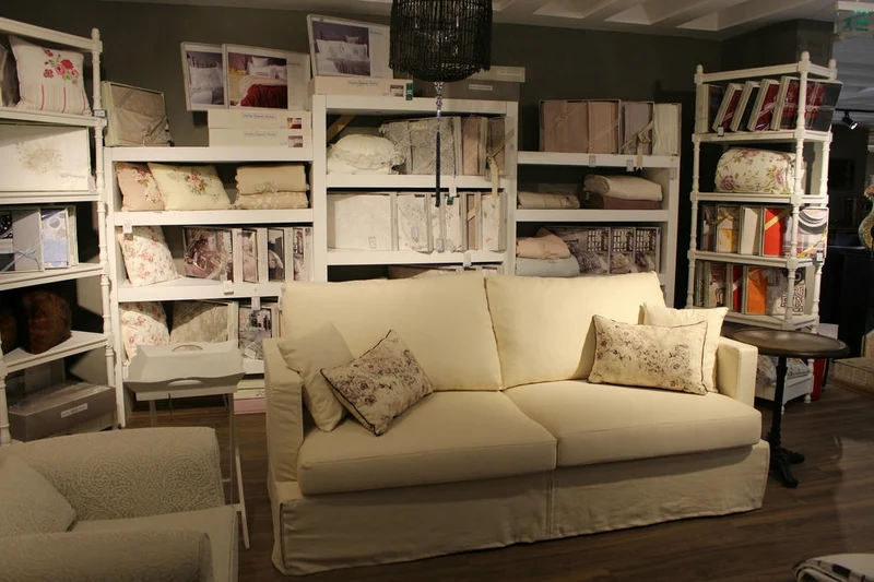 Vienna Collection Sofa – Where Sophistication Meets Comfort | Vella Concept