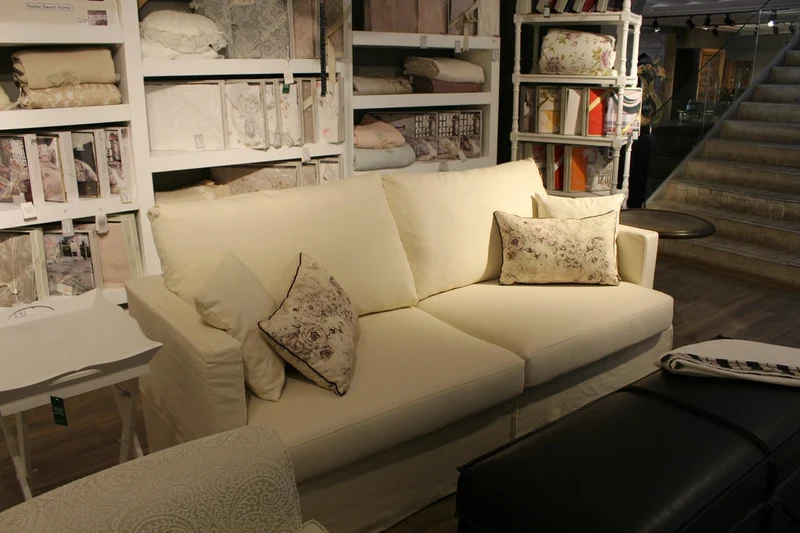Vienna Collection Sofa – Where Sophistication Meets Comfort | Vella Concept