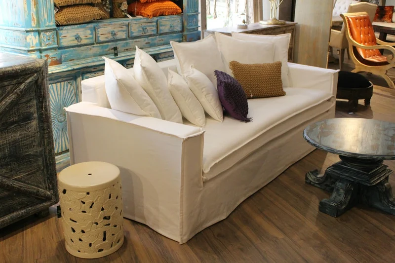 New York Collection Sofa – Live in the Now | Vella Concept