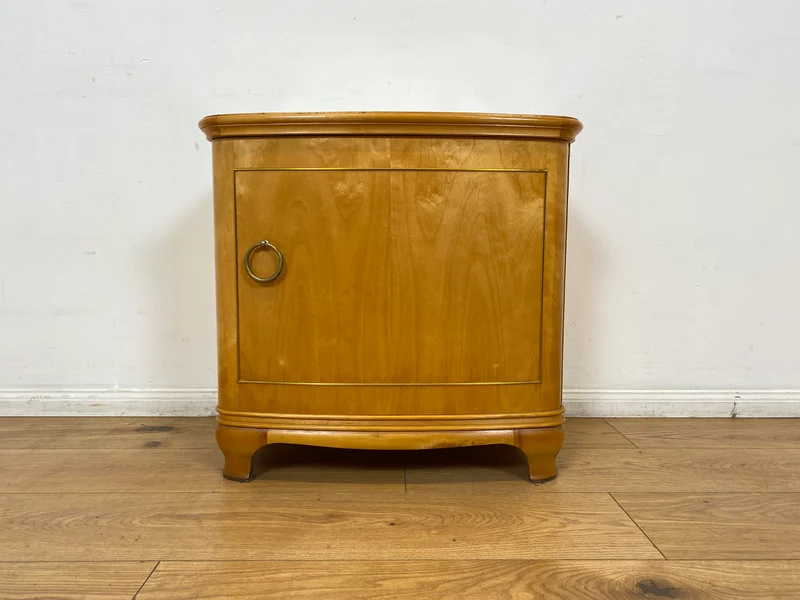 WMK I 1/2 Formschöner heller und großer Mid-Century Nachttisch aus vollem Holz mit Schubladen & abnehmbarer Glasauflage