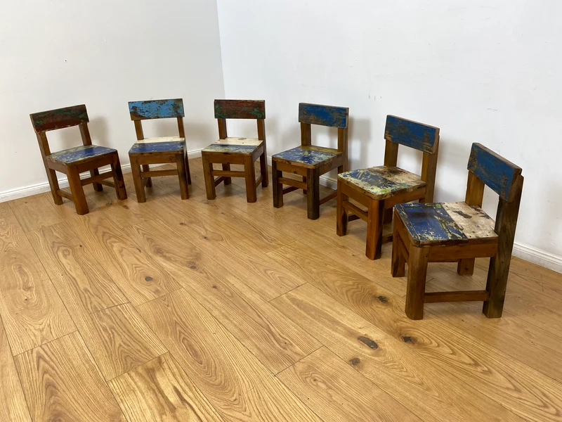 Boatwood by WMK I Einzigartiger & nachhaltiger bunter Kinderstuhl aus altem Bootsholz