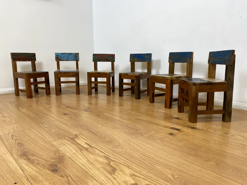 Boatwood by WMK I Einzigartiger & nachhaltiger bunter Kinderstuhl aus altem Bootsholz