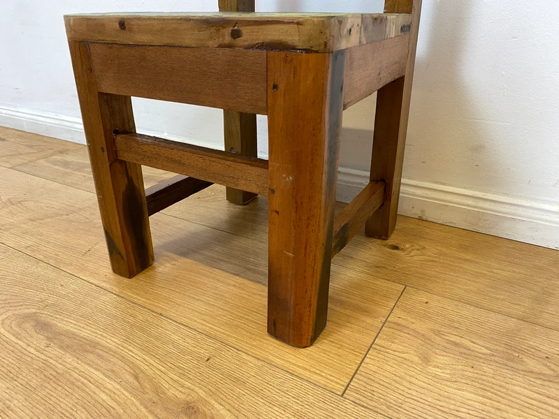 Boatwood by WMK I Einzigartiger & nachhaltiger bunter Kinderstuhl aus altem Bootsholz