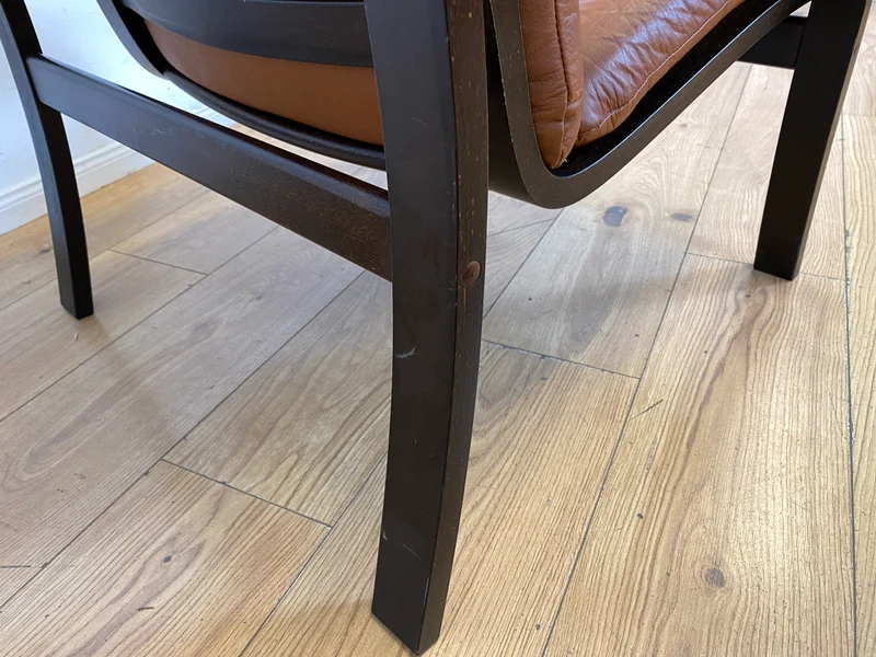 Stilvoller und gemütlicher skandinavischer Mid-Century Sessel mit Bugholzrahmen und braunem Echtleder Bezug I Ledersessel Loungesessel Lesesessel Freischwinger Leder Vintage I