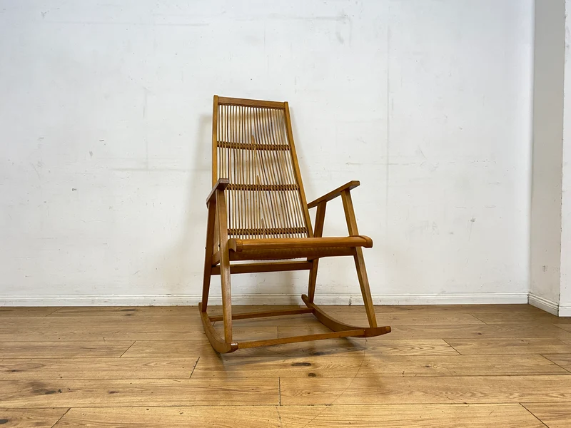 Formschöner und gut erhaltener 60er Jahre Designer Schaukelstuhl von Selman Selmanagic für VEB Hellerau I Stuhl Sessel Lesesessel Rocking Chair Mid-Century DDR Vintage I
