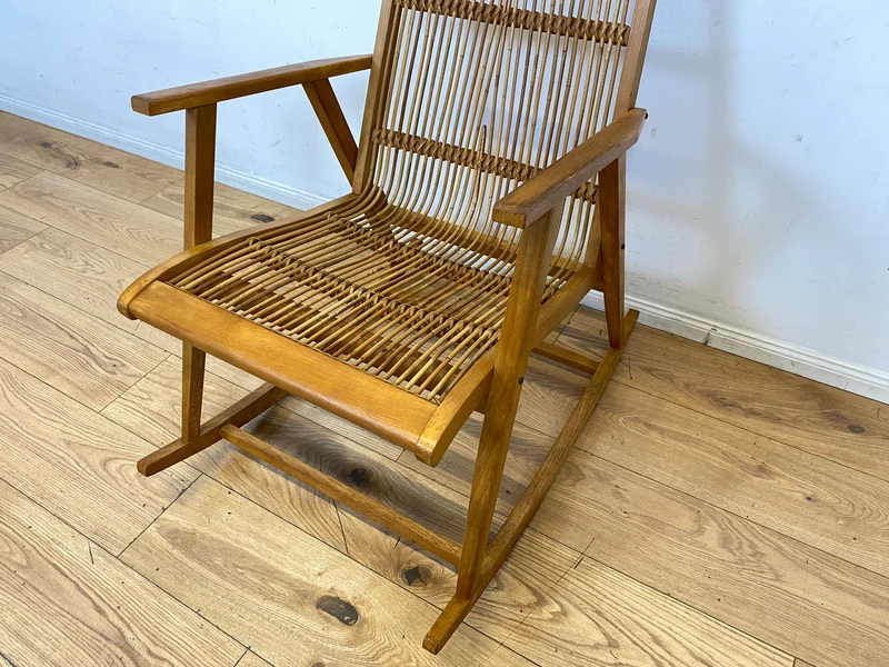 Formschöner und gut erhaltener 60er Jahre Designer Schaukelstuhl von Selman Selmanagic für VEB Hellerau I Stuhl Sessel Lesesessel Rocking Chair Mid-Century DDR Vintage I