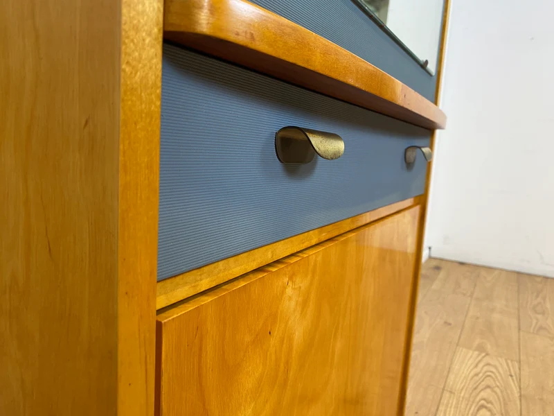 Sehr hübscher 60er Jahre Schrank mit Spiegel , Schublade & Messinggriffen I Schrank Kleiderschrank Spiegelschrank Flurschrank Garderobe Badschrank Mid-Century Vintage 50er
