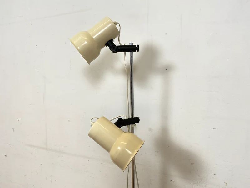 Skandinavische Space Age Stehlampe von Nordlux in Weiß mit zwei verstellbaren Leuchten I Stehleuchte Lampe Leselampe Licht Pop Art Retro Vintage Mid-Century 60er 70er I