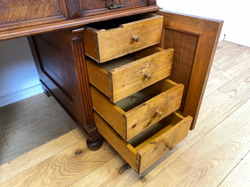 Wunderschöner antiker Schreibtisch mit Aufsatz, gedrechselten Balustern und kannelierten Pilastern I Aufsatzschreibtisch Sekretär Desk Gründerzeit Historismus Vintage I