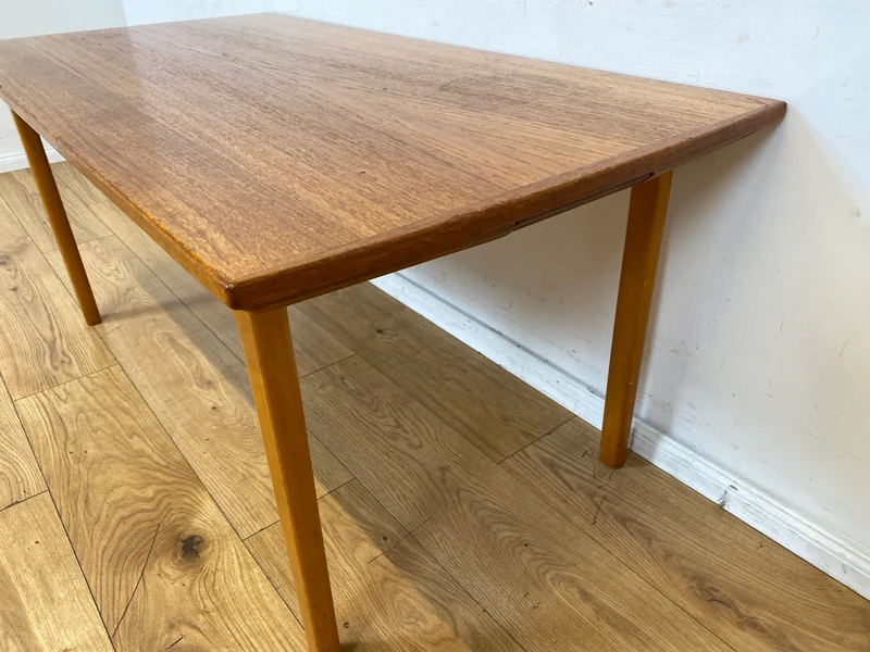 WMK I Stilvoller großer ausziehbarer skandinavischer Wohnzimmertisch in Teakholz I Salontisch Couchtisch Holztisch Coffee Tabele Danish Design Mid-Century Vintage 70er I Berlin Dortmund Braunschweig