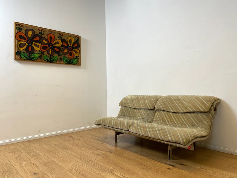 WMK I Ikonisches 70er Jahre Wave Sofa von Giovanni Offredi für Saporiti Italia auf Chrom Gestell und in Originalbezug