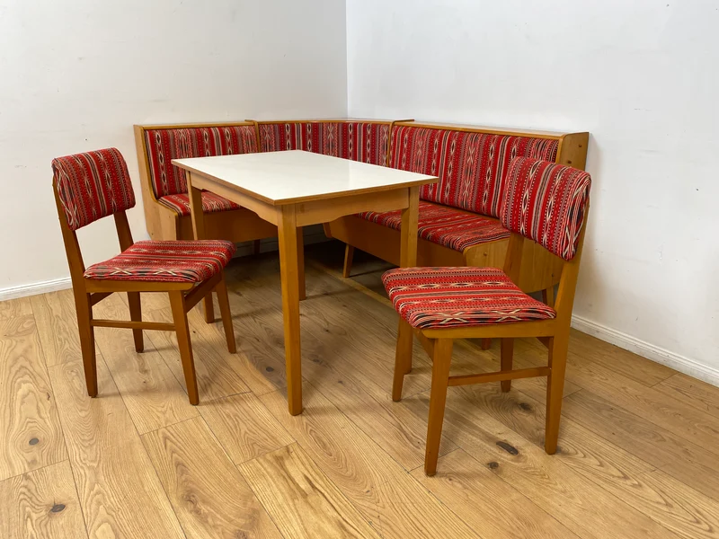 WMK I Besonders schöne Mid-Century Kücheneckbank mit rotem Originalbezug und praktischen Staufächern