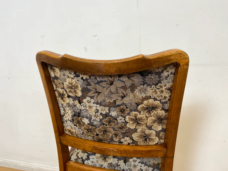 Set aus 4 eleganten und stabilen 50er Jahre Stühle mit floralem Originalbezug I 4er Esszimmerstühle Holzstühle Küchenstühle Dining Chairs Blumen Mid-Century Vintage 60er I