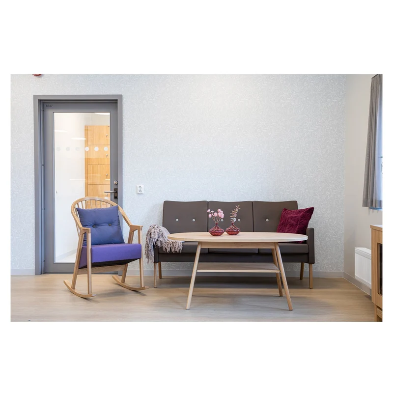 Pan Couchtisch 125x70, mit ovaler Platte