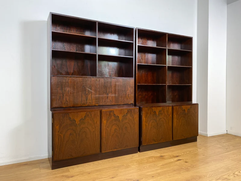WMK I Stilvoller skandinavischer Mid-Century Designer Bücherschrank by Omann Junior in Palisander m. verstell. Regalböden