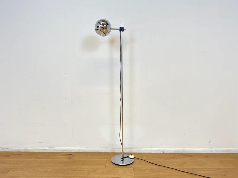 WMK I Zeitlos schöne & höhenverstellbare Space Age Designer Stehlampe von Staff aus Chrom mit neigbarem Ballonschirm