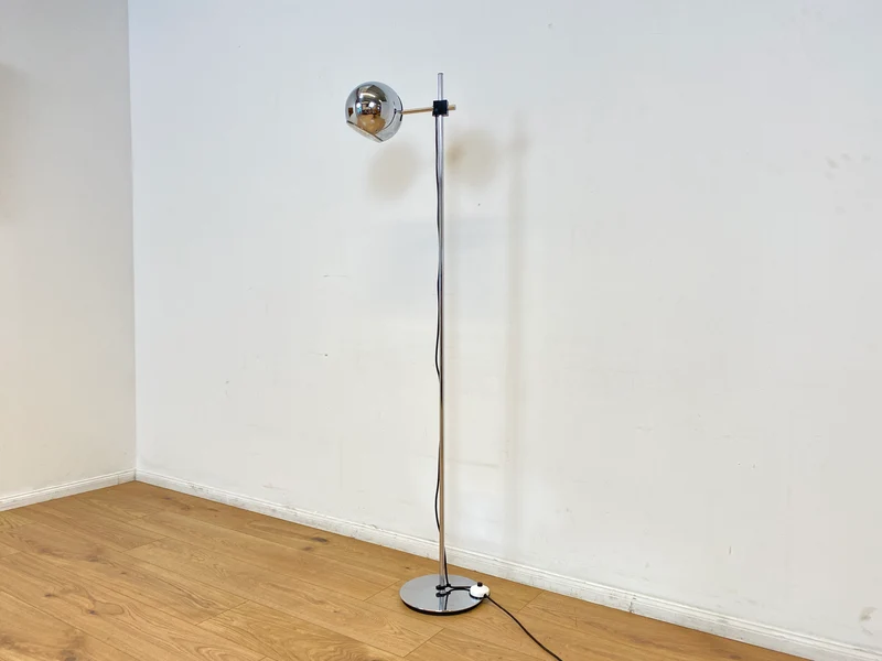 WMK I Zeitlos schöne & höhenverstellbare Space Age Designer Stehlampe von Staff aus Chrom mit neigbarem Ballonschirm