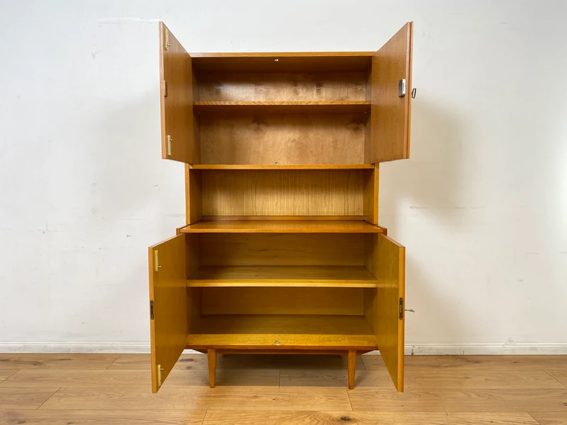 WMK I Stilvolles helles Mid-Century Highboard aus 1962 I Vollholz in Kirsche I Schrank Bücherschrank Wohnzimmerschrank Kommode Sideboard Bücherschrank 60er Vintage DDR Retro I