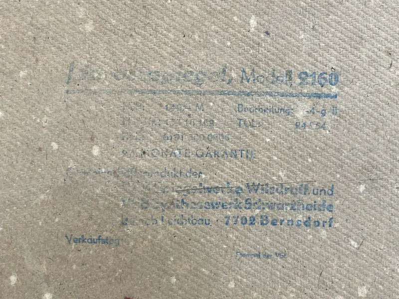 WMK I Versand möglich I Sehr schöner weißer ovaler 70er Jahre Spiegel im Barock Stil mit floralem Kunststoff Spiegelrahmen