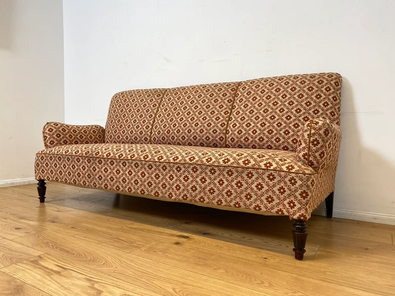 WMK I Besonders schönes und sehr gut erhaltenes antikes Sofa mit grandiosem Bezug und bequemen Federkern, um 1890