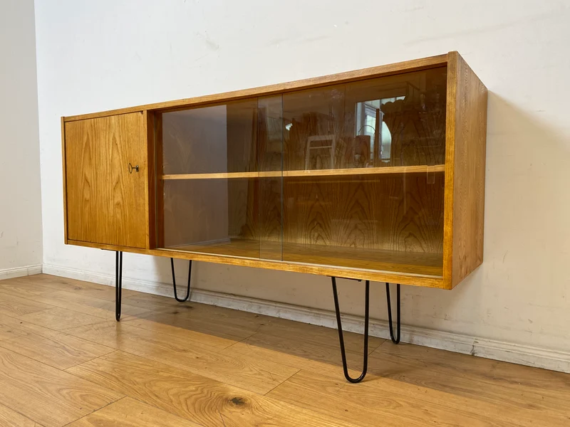 WMK I Designer Sideboard 602/M von VEB Hellerau aus 1962 in Senesche auf Hairpin Metallfüßen