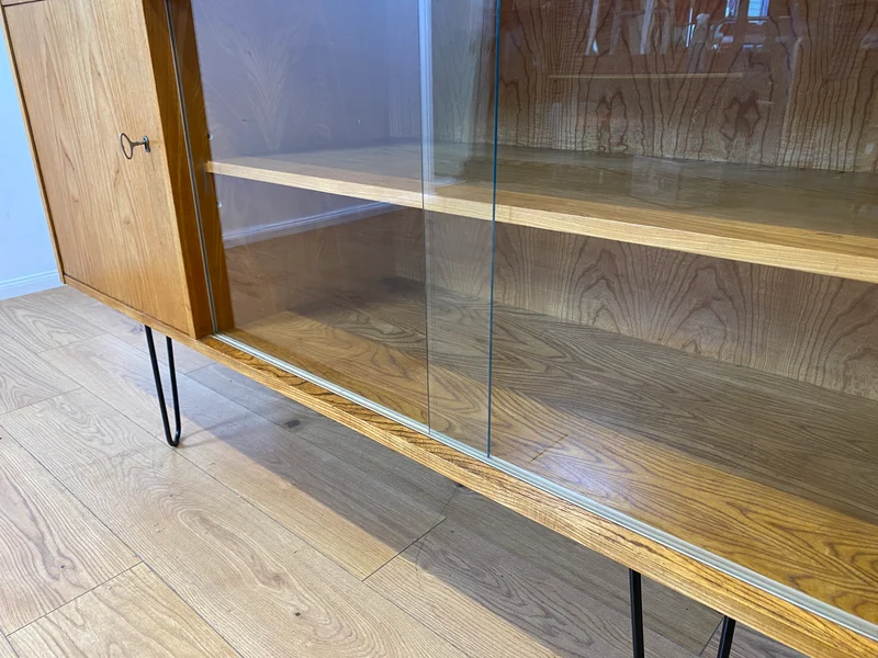 WMK I Designer Sideboard 602/M von VEB Hellerau aus 1962 in Senesche auf Hairpin Metallfüßen