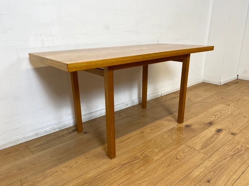 WMK I Versand möglich I Minimalistischer und gut erhaltener heller 60er Jahre Couchtisch in Eichenholz