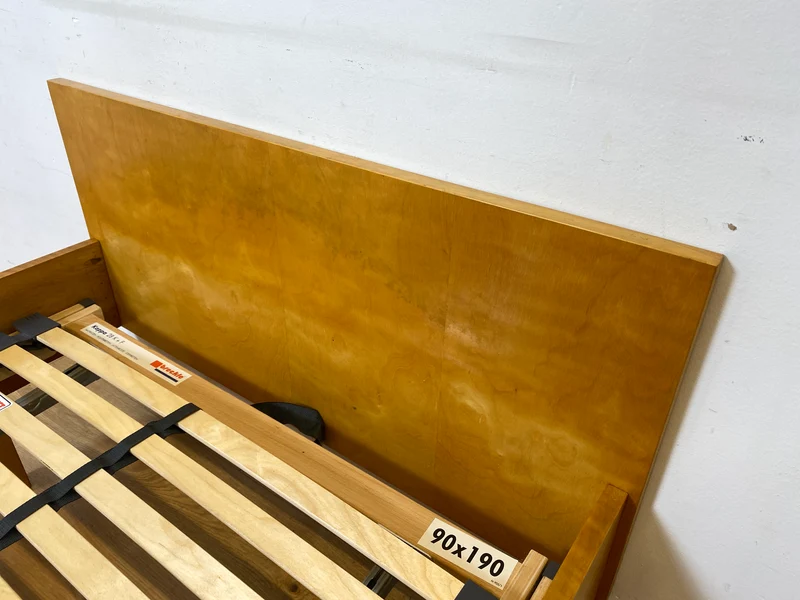 WMK I Stilvolles helles Mid-Century Einzelbett von VEB Hellerau aus 1965 mit verstellbarem 90x190 cm Lattenrost