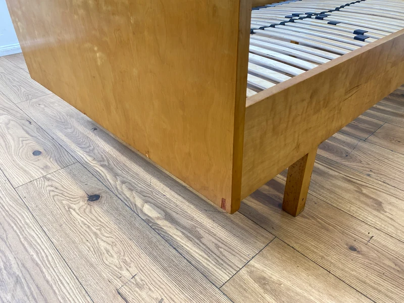 WMK I Stilvolles helles Mid-Century Einzelbett von VEB Hellerau aus 1965 mit verstellbarem 90x190 cm Lattenrost