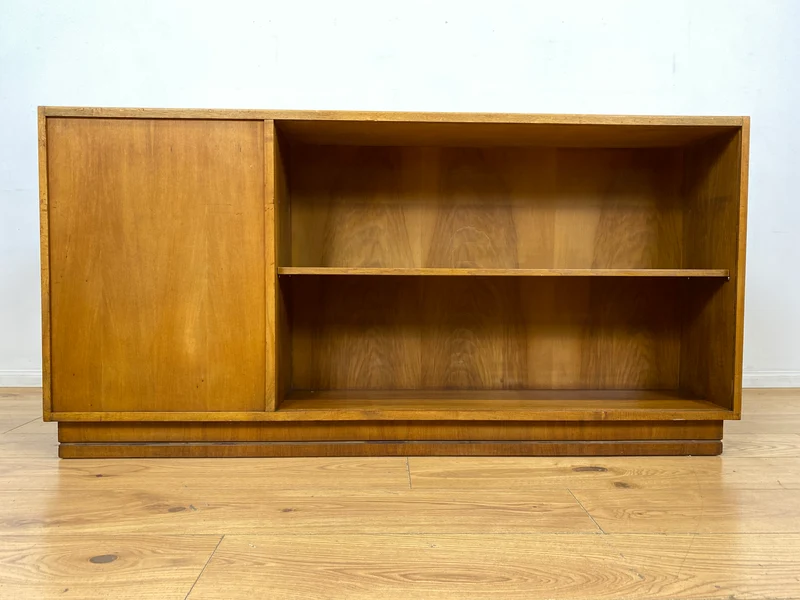 WMK I Minimalistischer freistehender Mid-Century Schreibtisch aus vollem Holz mit Regal Rückseite