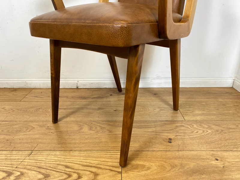 WMK I 1/10 Gemütliche Mid-Century Armlehnstühle mit pflegeleichtem Kunstlederbezug