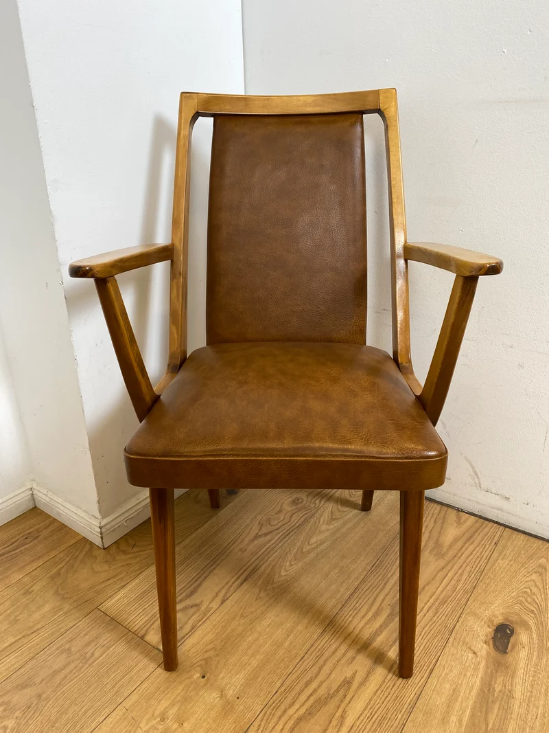 WMK I 1/10 Gemütliche Mid-Century Armlehnstühle mit pflegeleichtem Kunstlederbezug